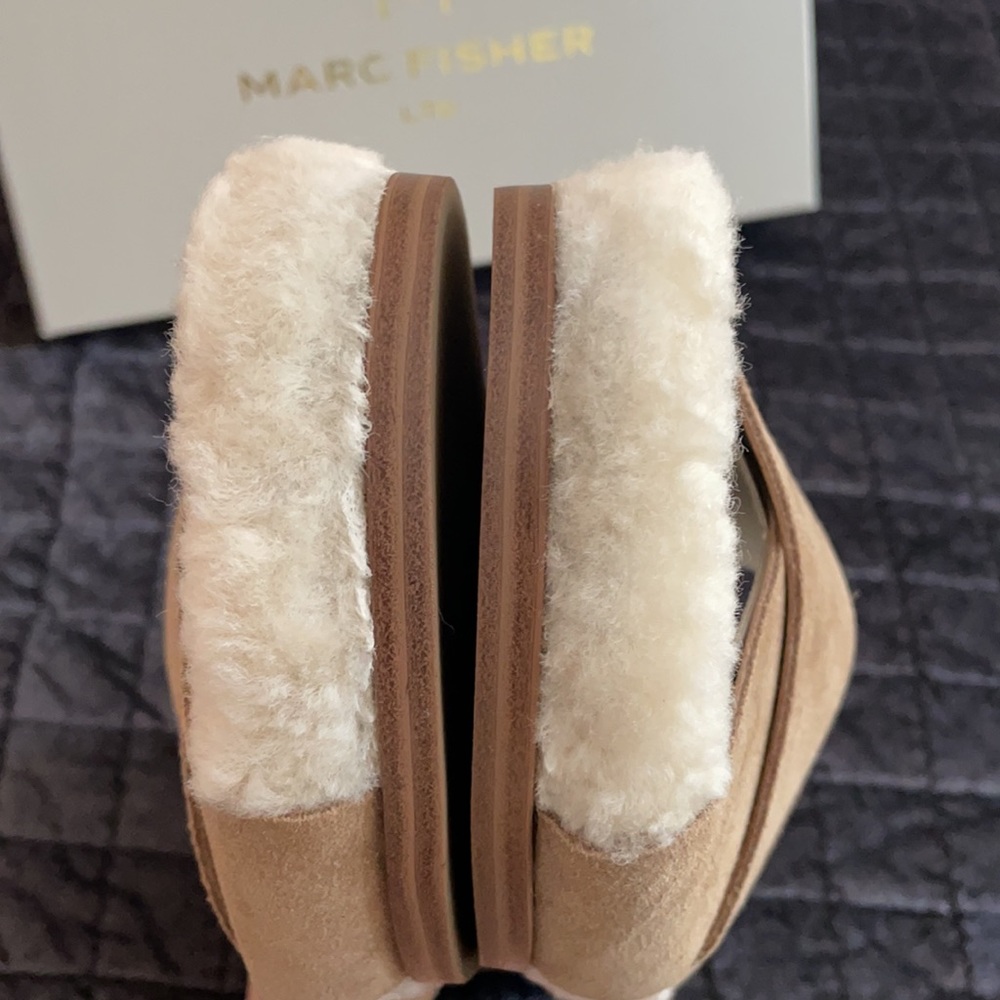 marc fisher sherpa sandals - Picture 6 of 8